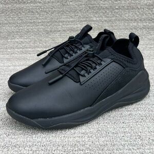 Clove Health Care Workers Shoes All Black (Used) Women’s 6.5 / Men’s 5